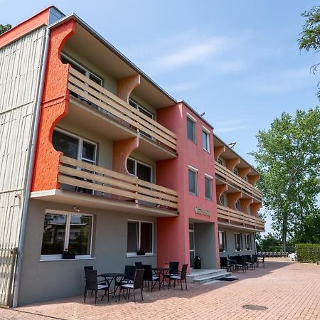 Rekreacne Stredisko Patince - Family Resort Eksteriør bilde